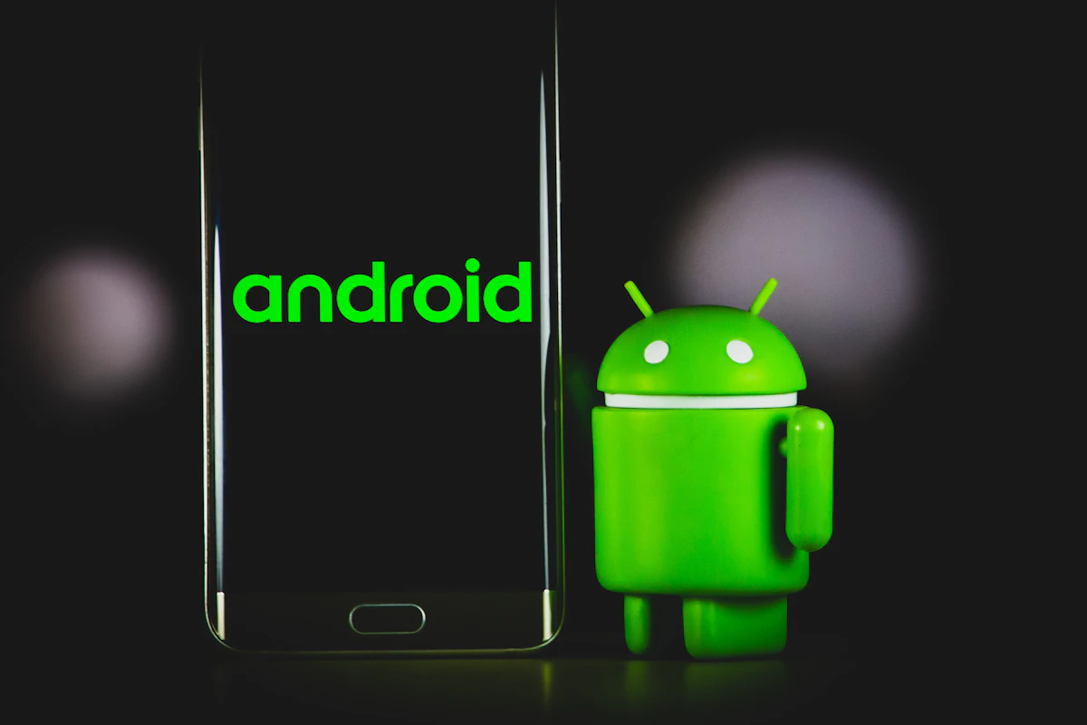 Android ecosystem and Play Store distribution
